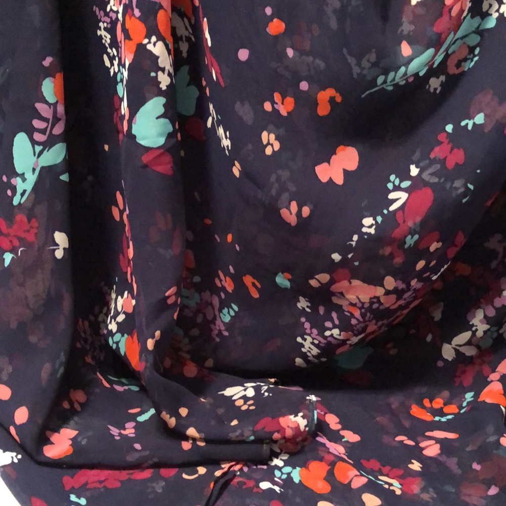 Flowered pool wrap - Picture 2 of 3